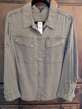 NWT Express Novelty Button Front Pocket Shirt In  Olive Green